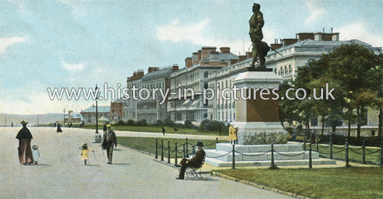 Drake's statue and Promenade, Plymouth, Devon. c.1903